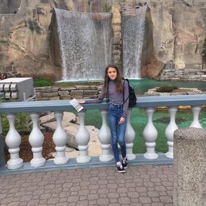 Meet your Posher, Alice